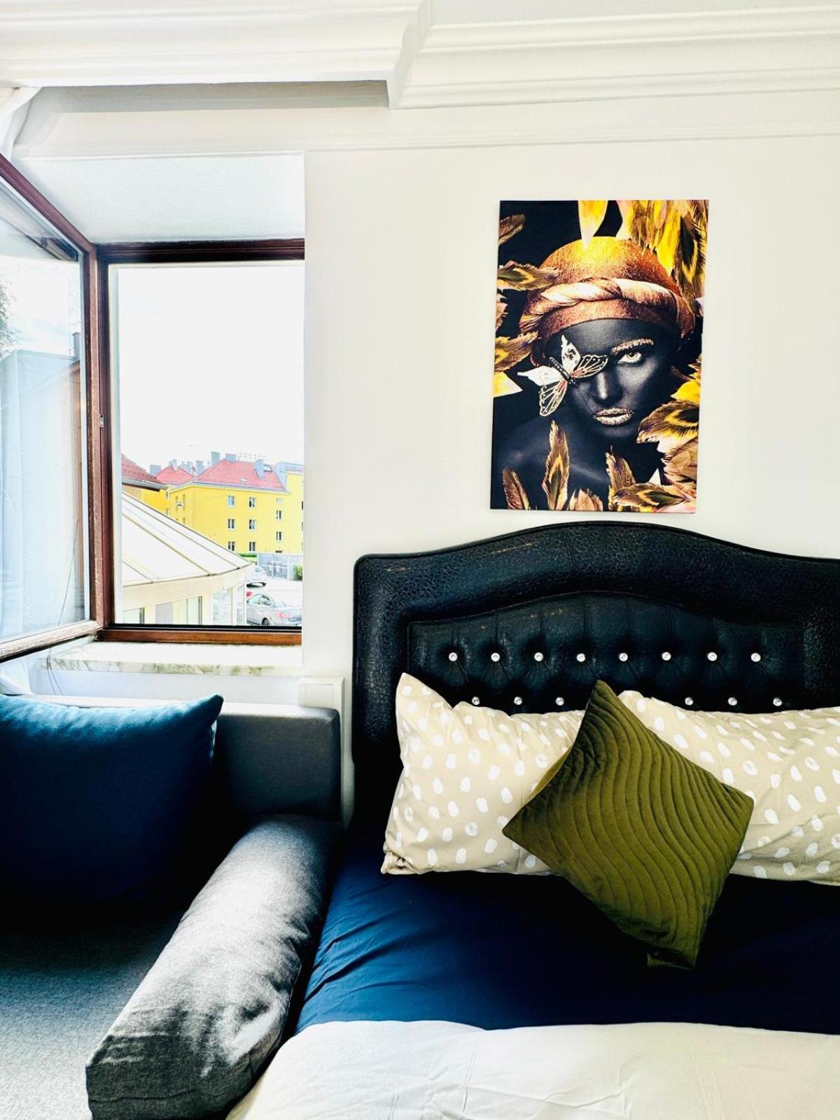 Very Spacious Apartment For Up To 7P With Great Location Вена Экстерьер фото