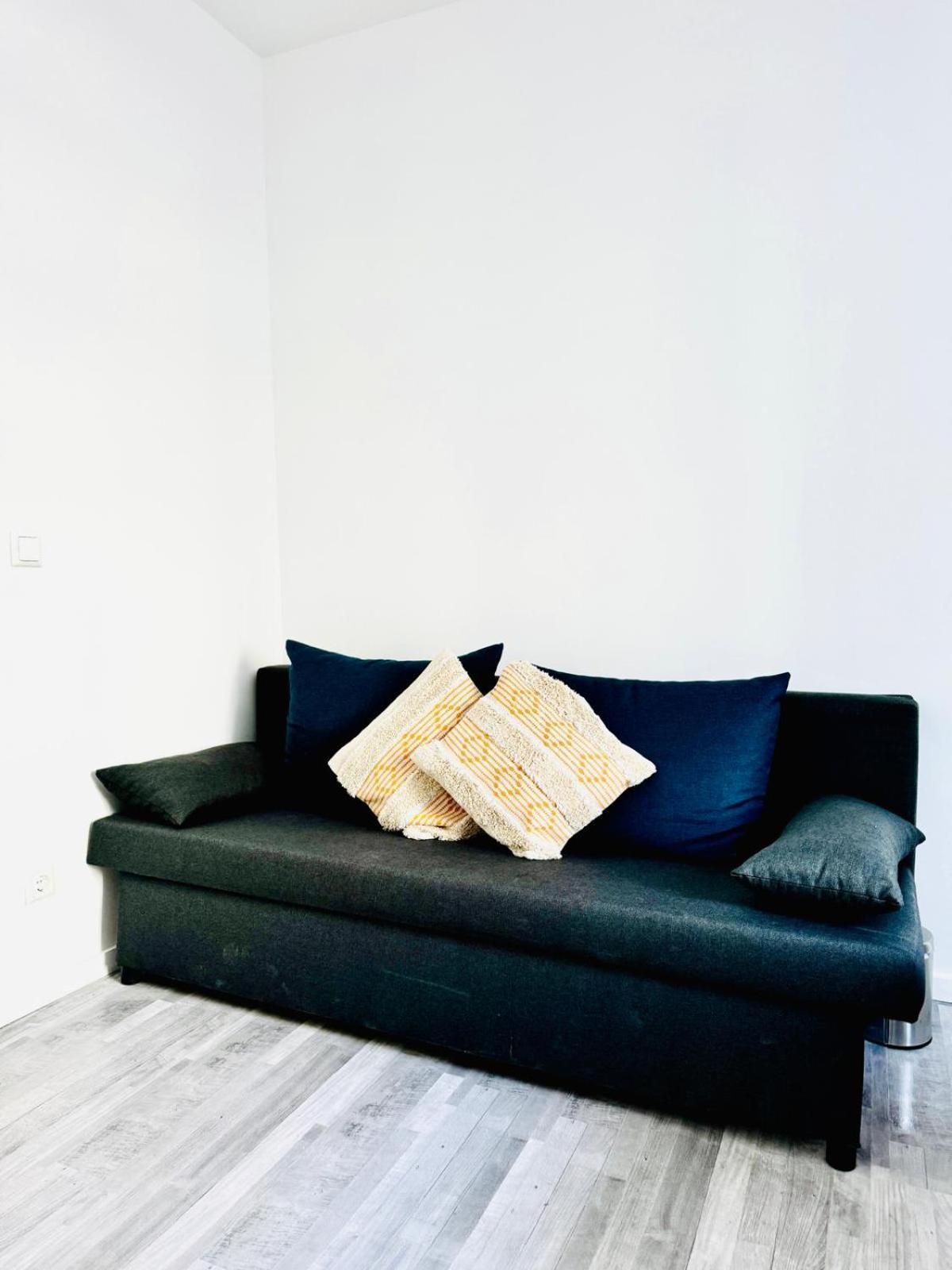 Very Spacious Apartment For Up To 7P With Great Location Вена Экстерьер фото