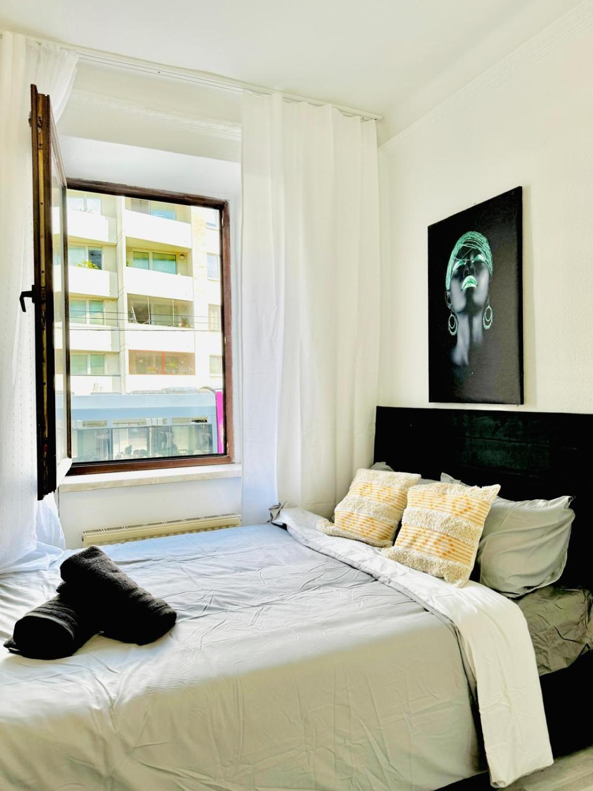 Very Spacious Apartment For Up To 7P With Great Location Вена Экстерьер фото