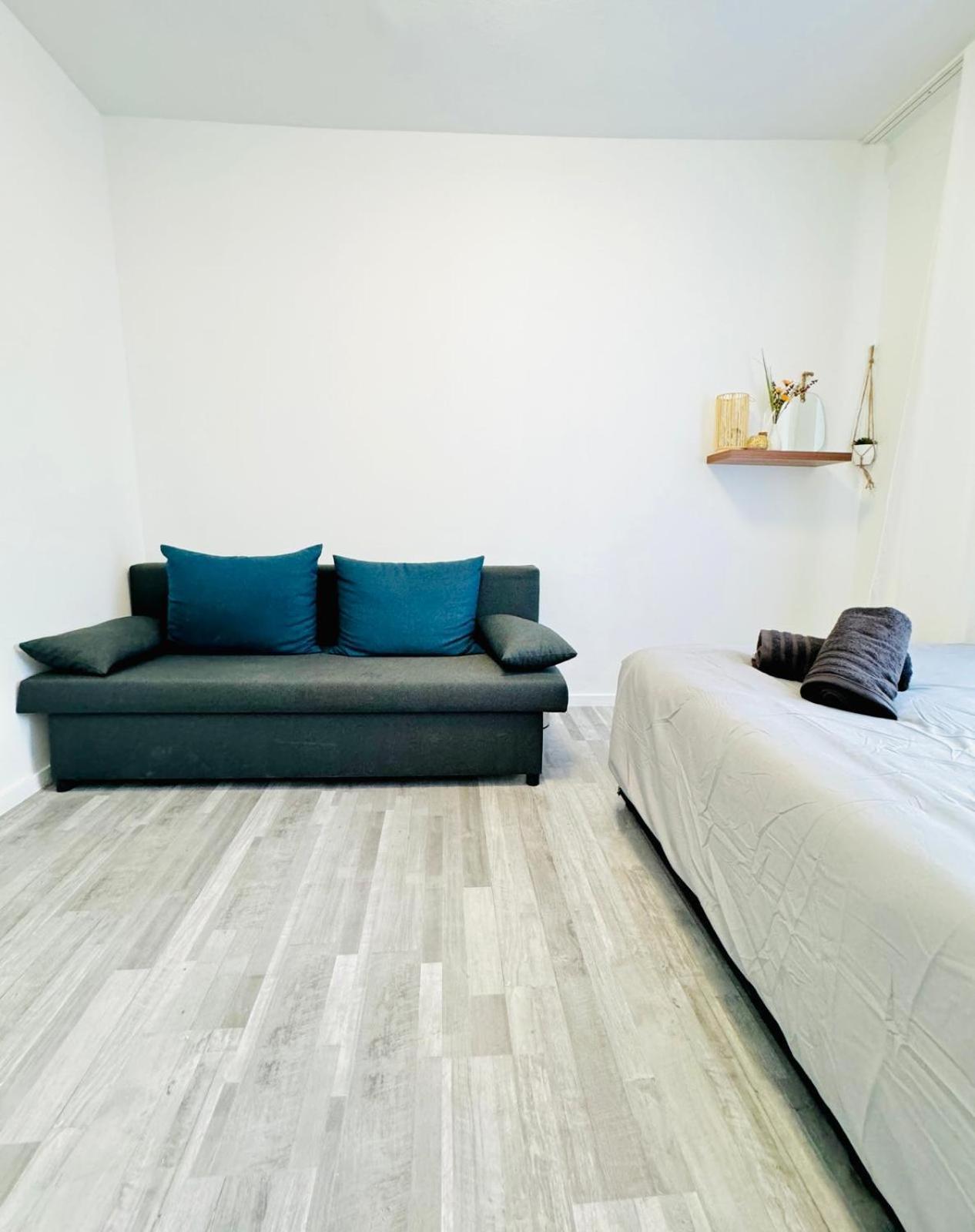 Very Spacious Apartment For Up To 7P With Great Location Вена Экстерьер фото
